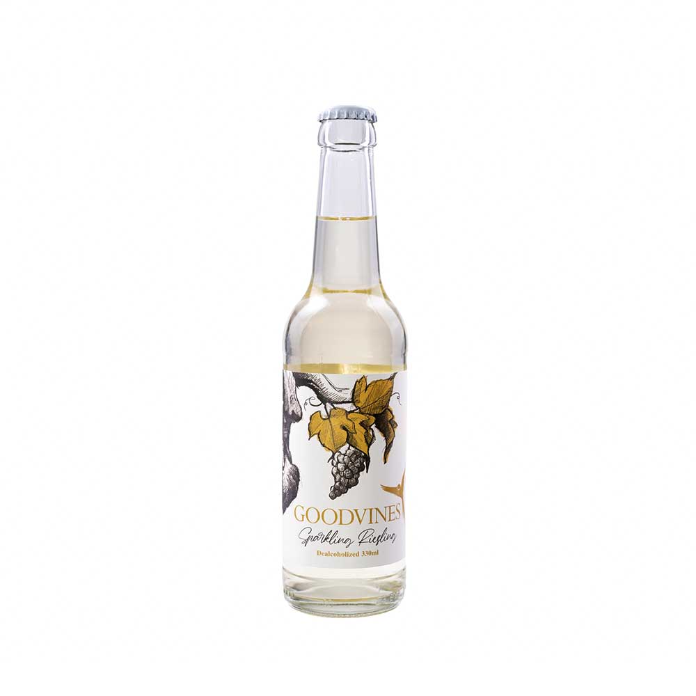 Botella 330 ml de vino espumoso blanco sin alcohol Goodvines Riesling.