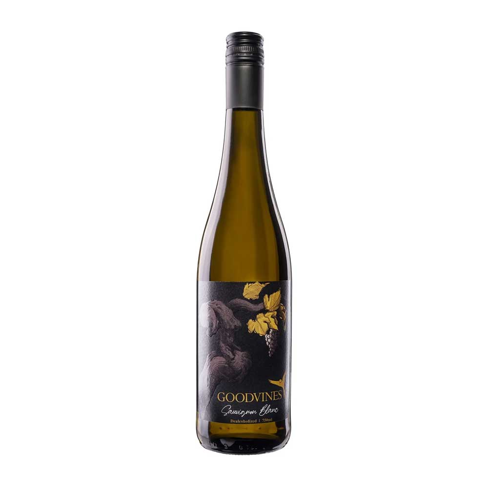 Botella de vino blanco sin alcohol Goodvines Sauvignon Blanc etiqueta negra.
